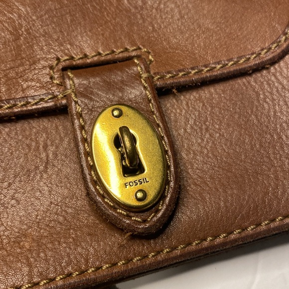 Fossil brown leather wristlet - Picture 6 of 9